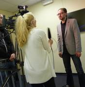 Im Interview der ausstellende Künstler Stephan Walzl, Theaterfotograf an der Theater&Philharmonie Thüringen. Im Interview der ausstellende Künstler Stephan Walzl, Theaterfotograf an der Theater&Philharmonie Thüringen.